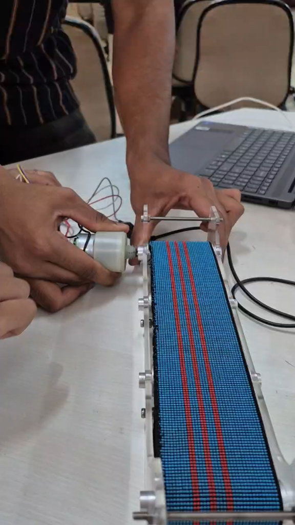 Conveyer Belt Mechanism